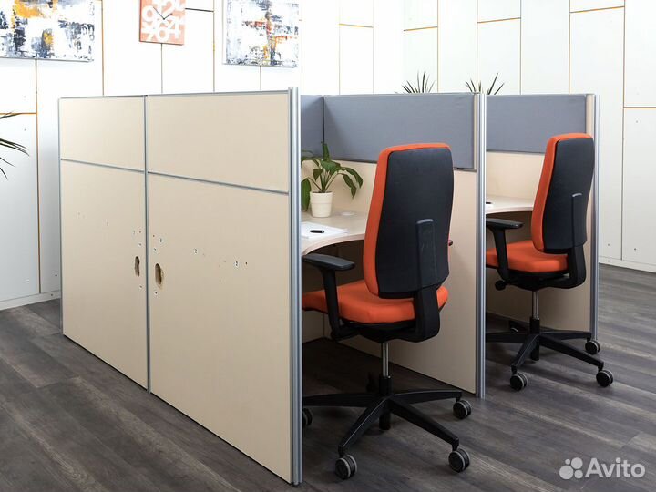 Стол прямой.Офисная мебель