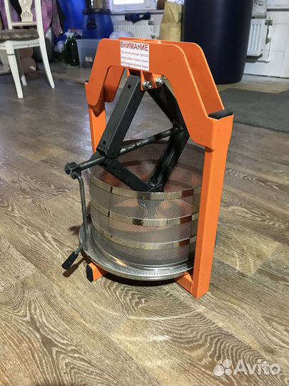 Пресс домкратный для отжима сока