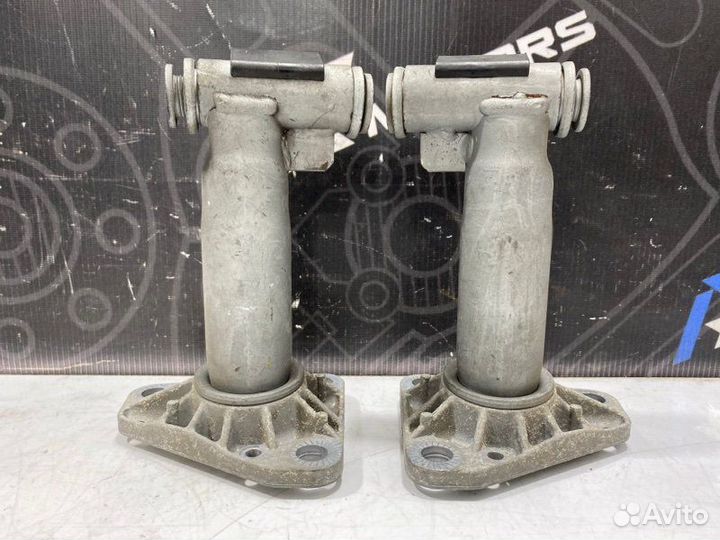 Кронштейн усилителя бампера Audi A6 Allroad C5 BES