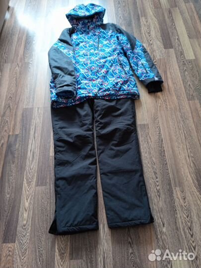 Костюм спортивный зимний б/у разм 48-50