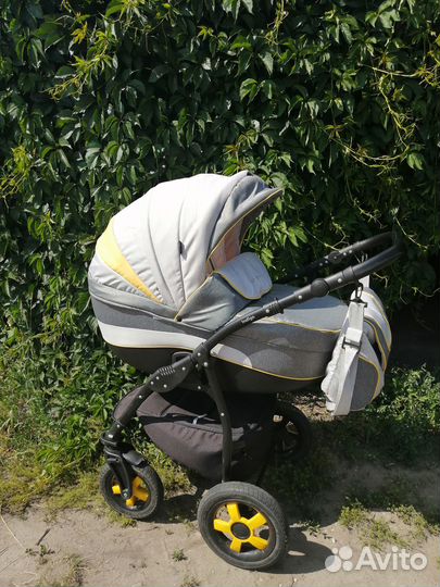 Продаю коляску 2 в 1