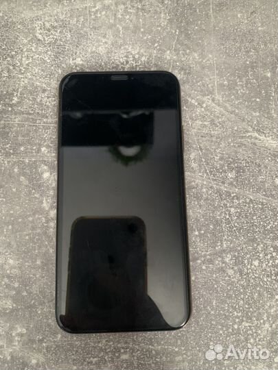 iPhone Xs, 64 ГБ