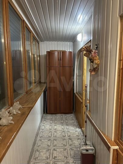 2-к. квартира, 72 м², 2/5 эт.