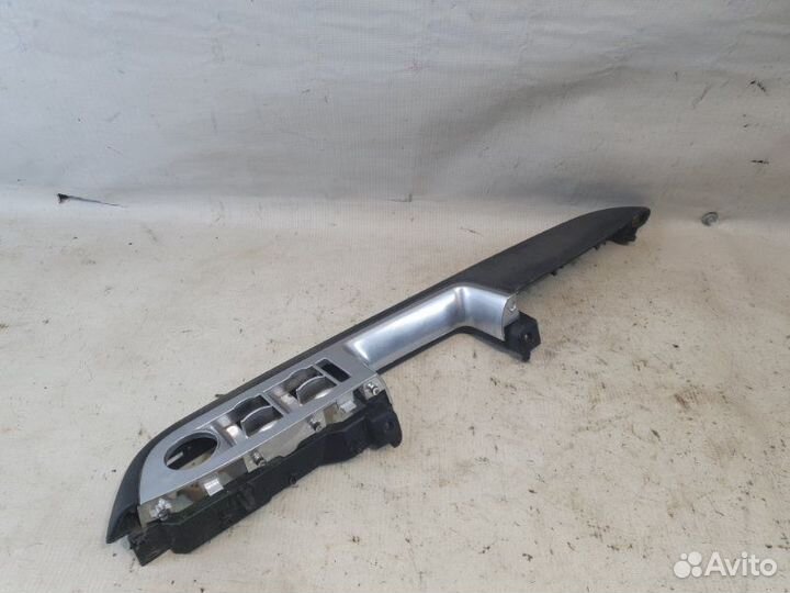 Подлокотник Ford Focus 2 sida 2008