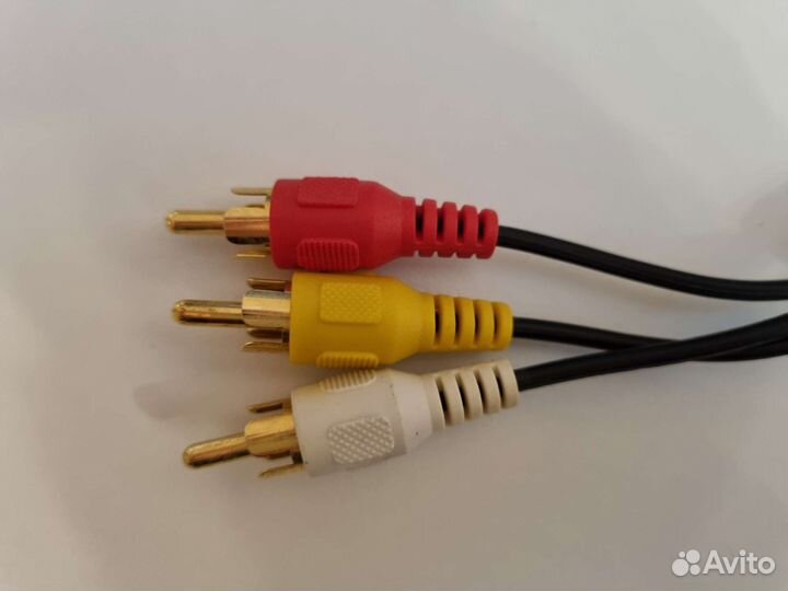 Аудио видео кабель 3RCA-3RCA