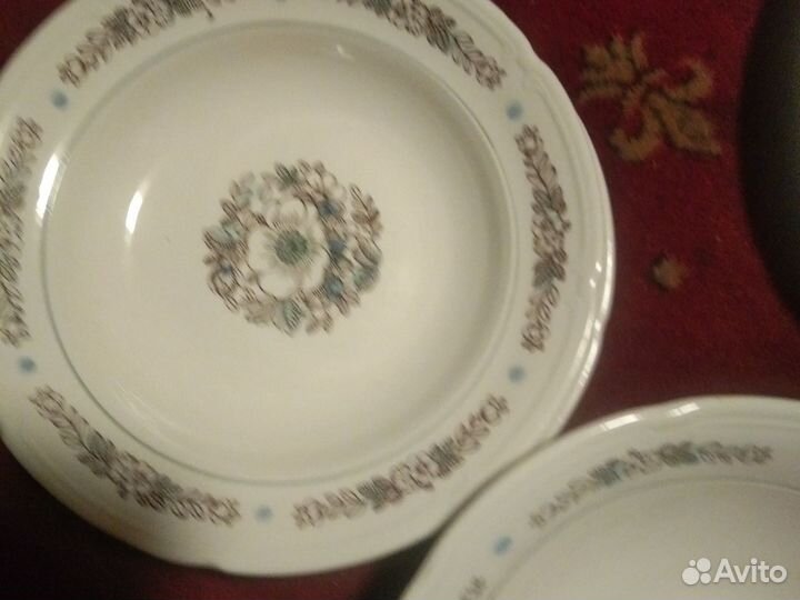 Посуда зик. Неполный сервиз