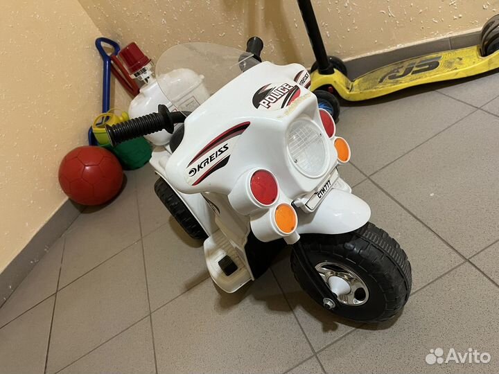 Детский мотоцикл на аккумуляторе с 1+