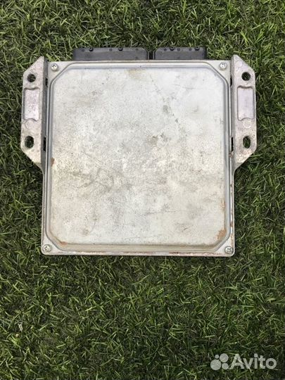 Блок управления двигателем Mitsubishi L200 KB