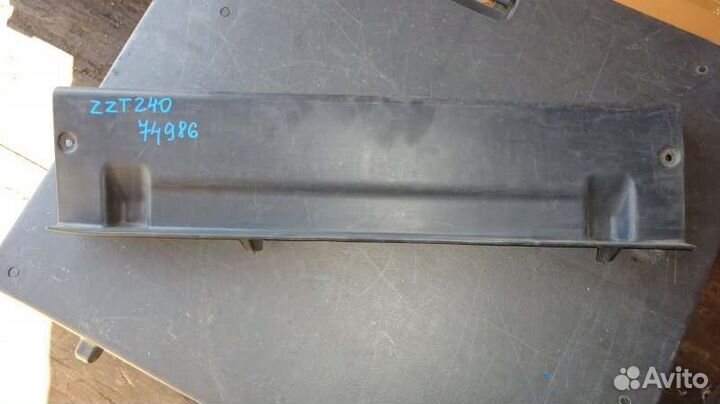 Накладка замка багажника Toyota Allion ZZT240