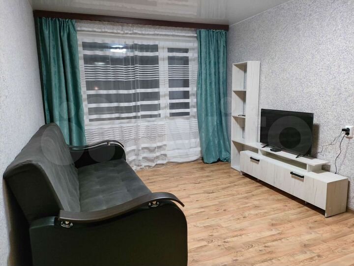 2-к. квартира, 43 м², 6/9 эт.