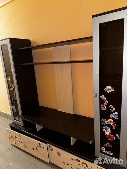 Шкаф стенка