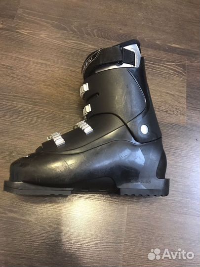 Горнолыжные ботинки детские 24.0