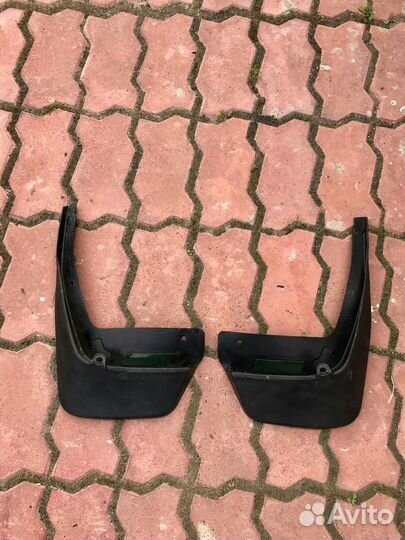 Брызговики универсальные