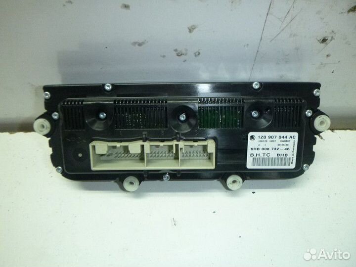 Блок управления климатом skoda octavia (A5) 2004