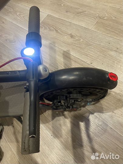 Электросамокат Xiaomi M365