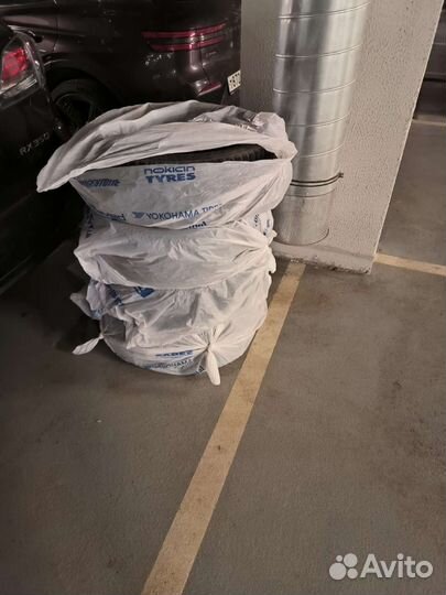 Nokian Tyres Hakkapeliitta 8 SUV 235/55 R19