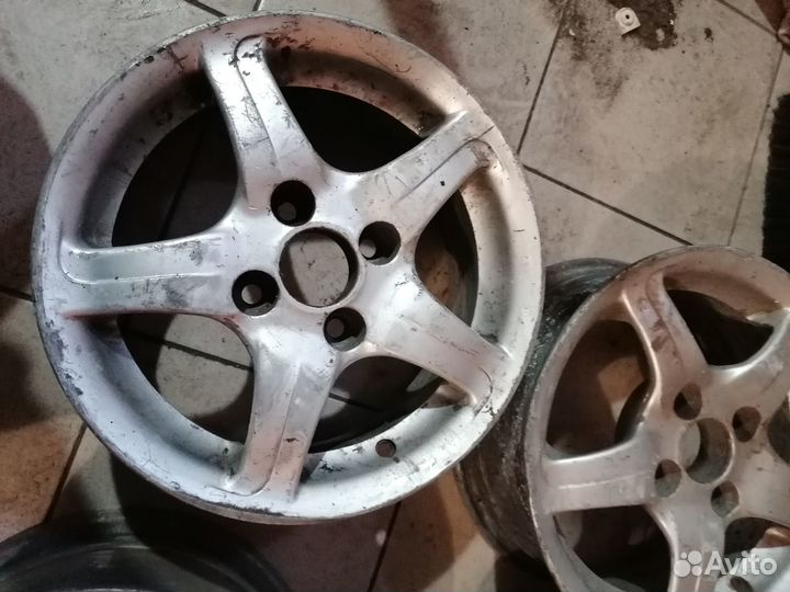 Диски литые 13 раиус