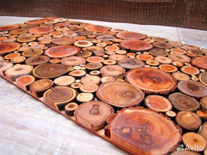 Панно из спилов дерева 30см х 60см