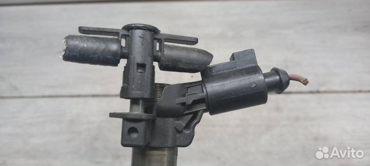 Форсунка топливная Volkswagen Tiguan (2007 - 2011)