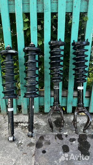 Амортизаторы на Хонда Аккорд 7