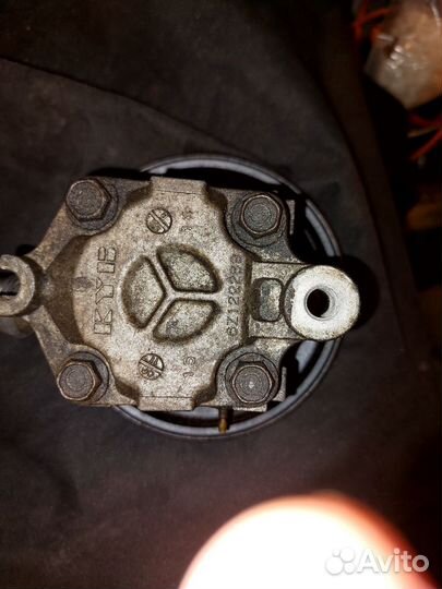 Насос гидроусилителя руля Мицубиси Ланцер9 1.6