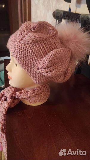 Шапочка -беретка для девочки