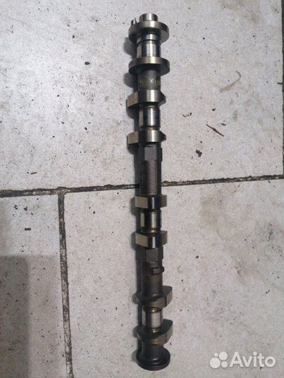 Распредвал впускной правый Nissan Teana J32 VQ25DE