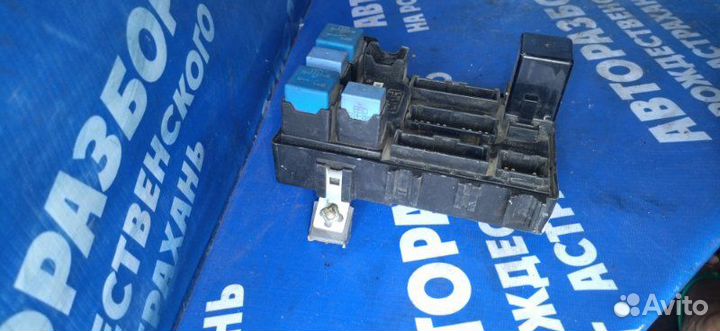 Блок предохранителей салона Hyundai Getz хэтчбек