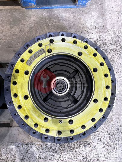 Бортовой редуктор Komatsu 208-27-00151