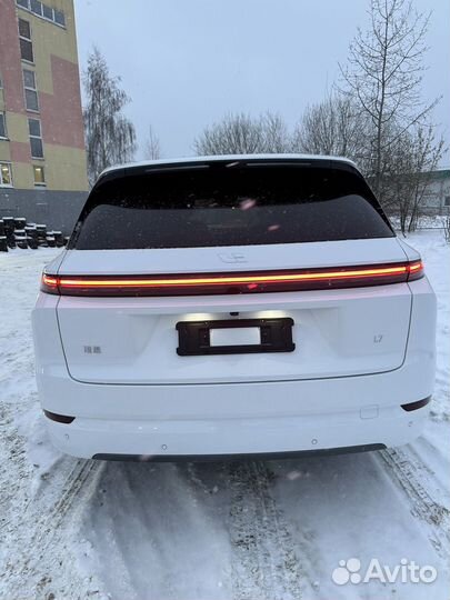 LiXiang L7 1.5 AT, 2024, 15 км