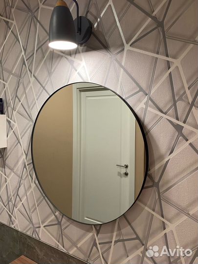 Зеркало настенное круглое в раме 80 см