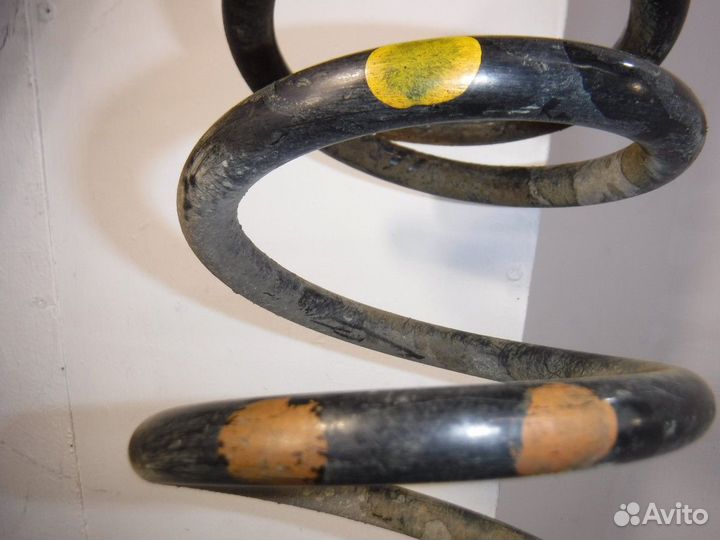 Пружина задняя Ниссан