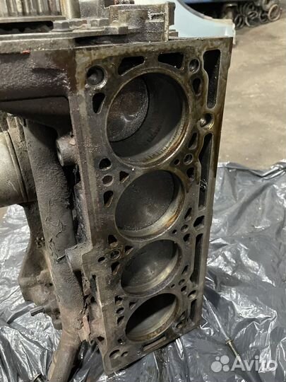 Renault logan Шорт блок