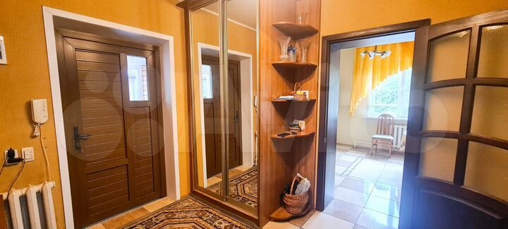 Дом 237 м² на участке 10 сот.