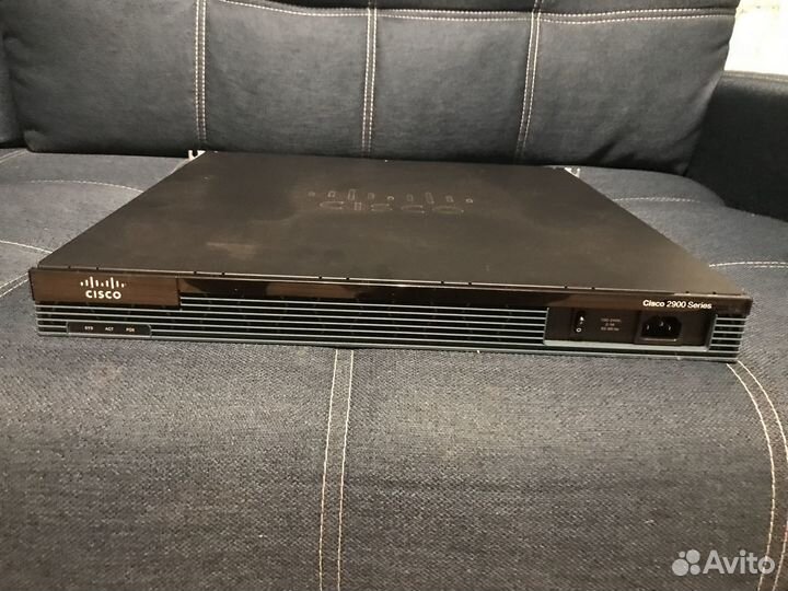 Маршрутизатор Cisco 2901
