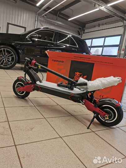 Электросамокат Kugoo G1