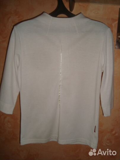Новая белая кофточка 44 разм