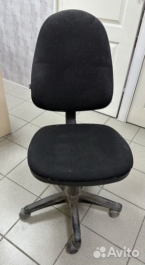 Компьютерное кресло