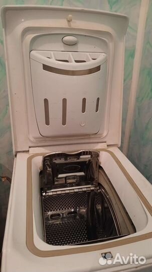 Стиральная машина с вертикальной загрузкой