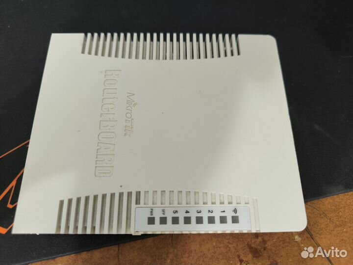 Mikrotik rb962UiGS-5HacT2HnT