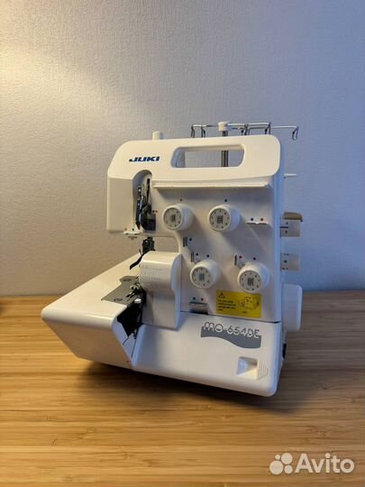 Оверлок juki mo 654de