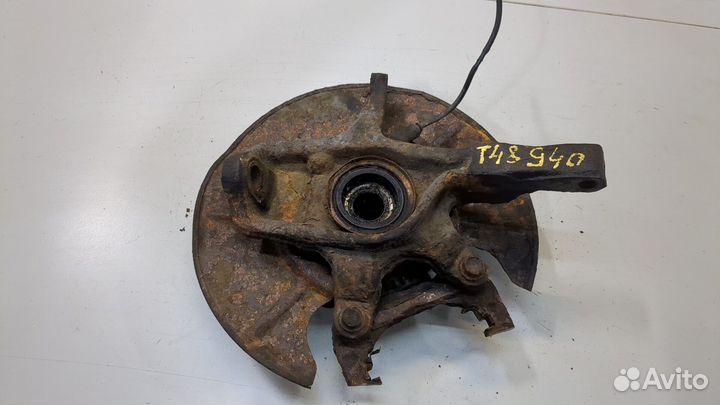 Ступица (кулак, цапфа) правая передняя Suzuki Grand Vitara XL-7