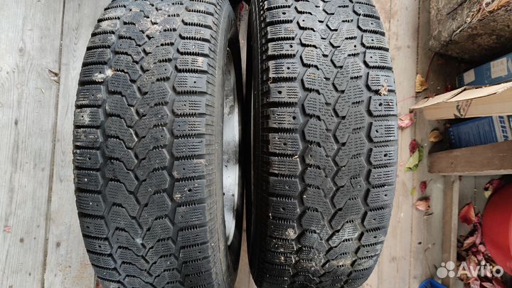 Yokohama Ice Guard F700Z 235/65 R17