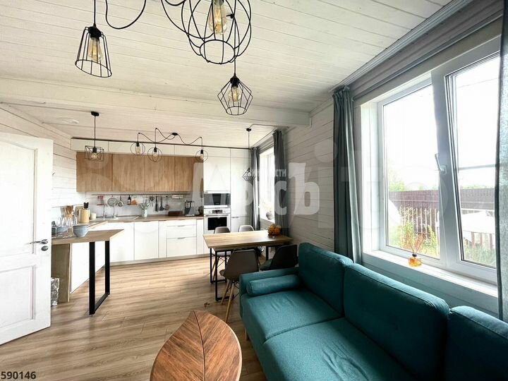 Дом 111 м² на участке 11 сот.