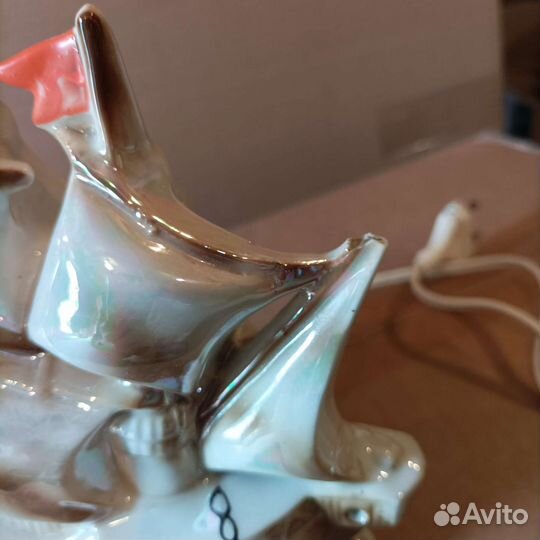 Светильник фарфоровый