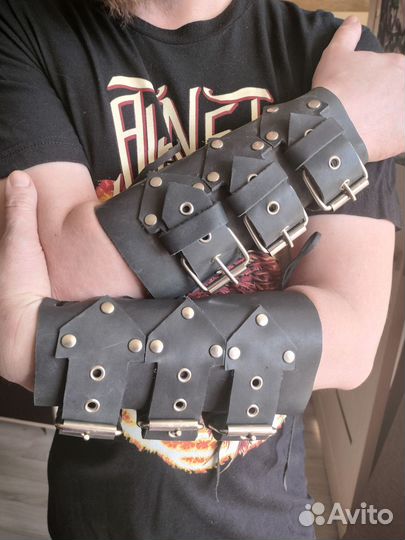 Наручи кожаные 3 ремешка