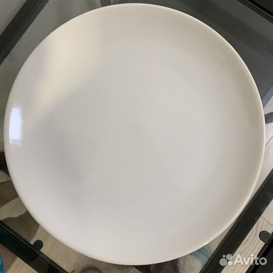 Тарелки IKEA Фэргрик белые