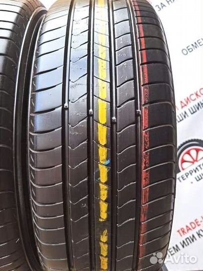 Kumho Ecsta HS51 215/60 R17 96M