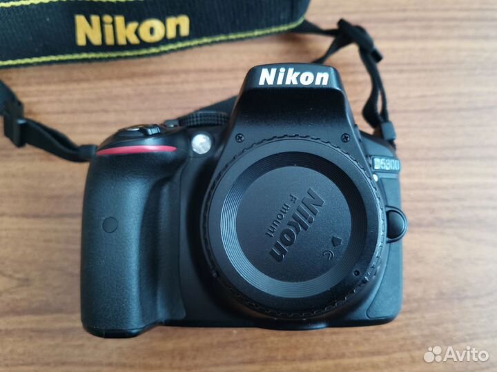 Зеркальный фотоаппарат Nikon d5300 (body)