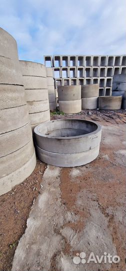 Кольцо бетонное колодезное